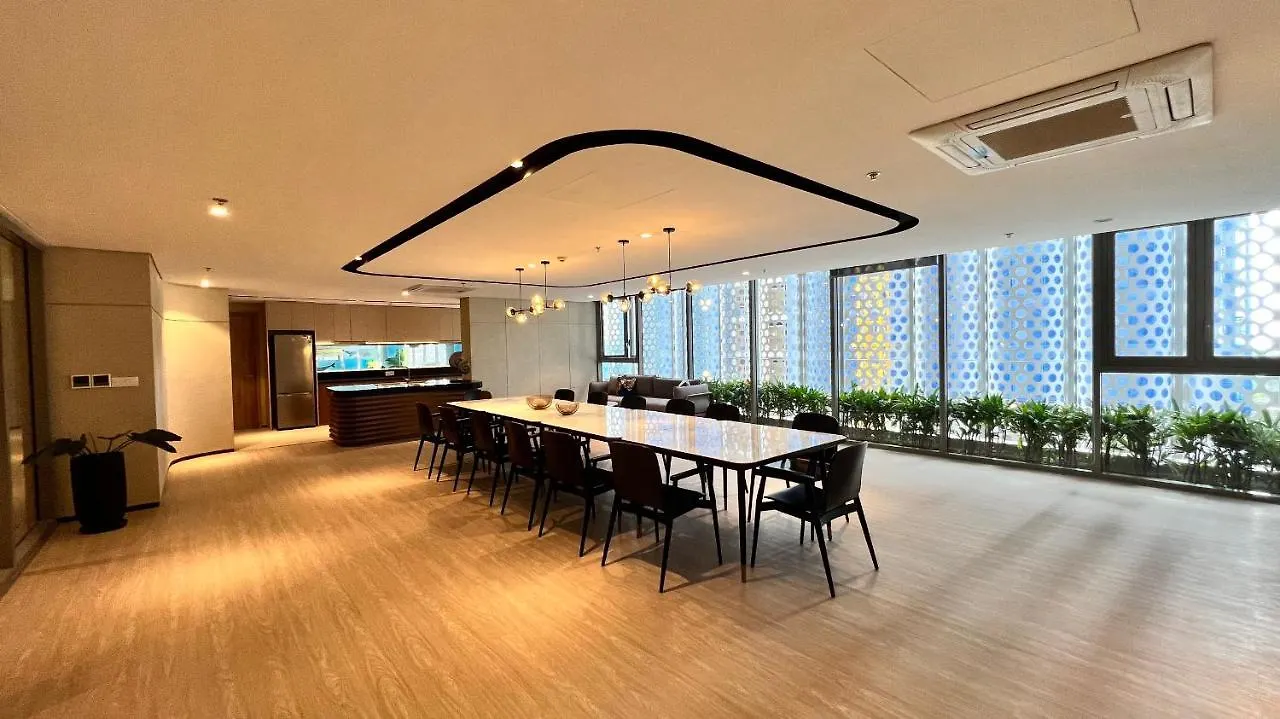 Zoo Homestay Luxury Apartment 头顿